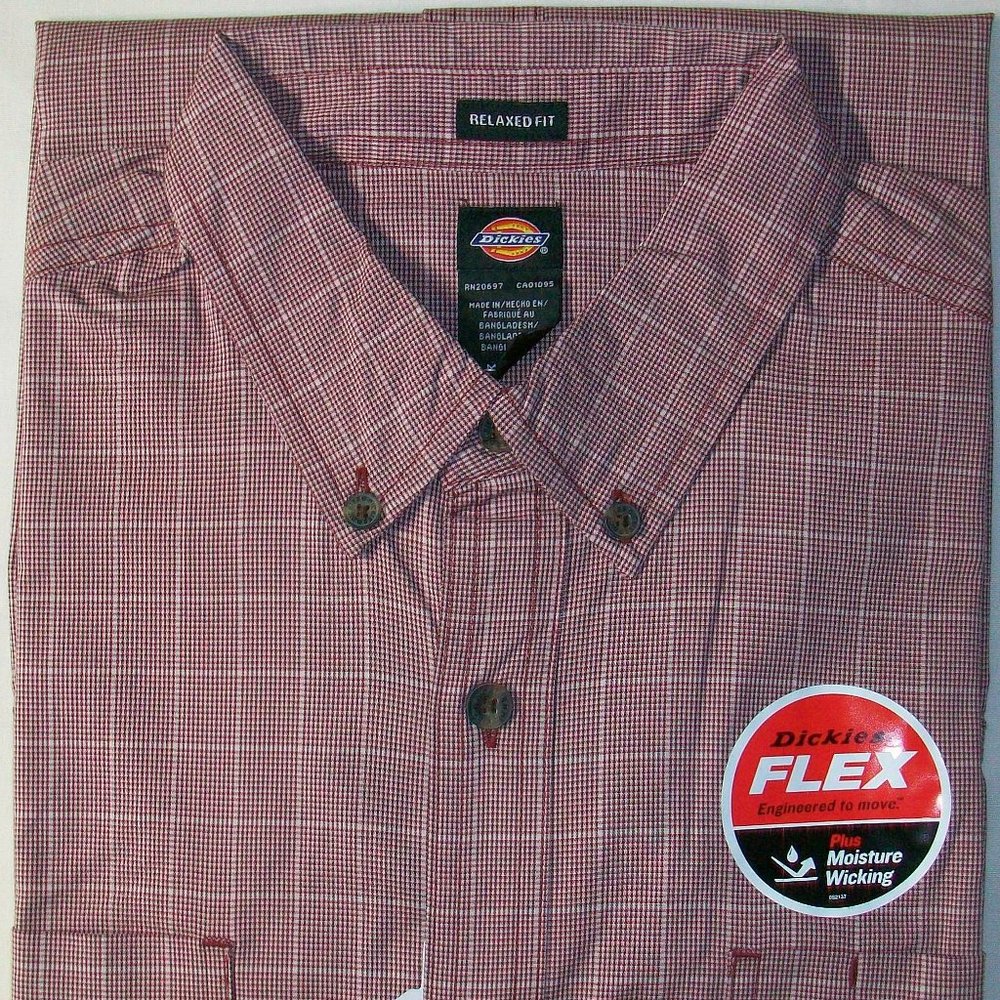 Dickies Relax Fit Short Sleeve Woven Plaid Button